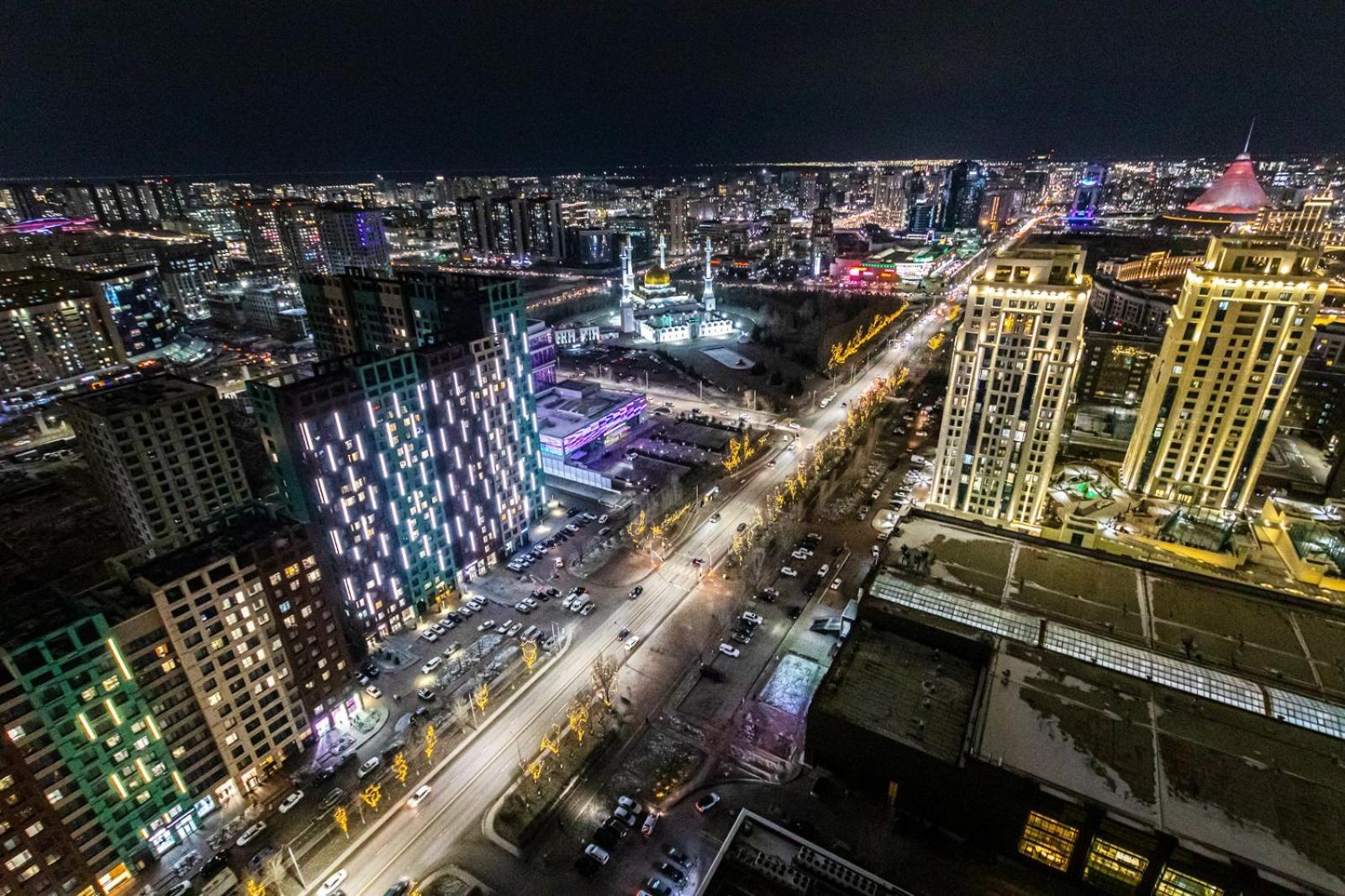 Studio On Dostyq Street 5 Floor 25 Astana Ngoại thất bức ảnh