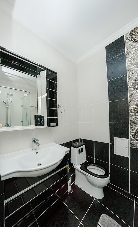 Studio On Dostyq Street 5 Floor 25 Astana Ngoại thất bức ảnh